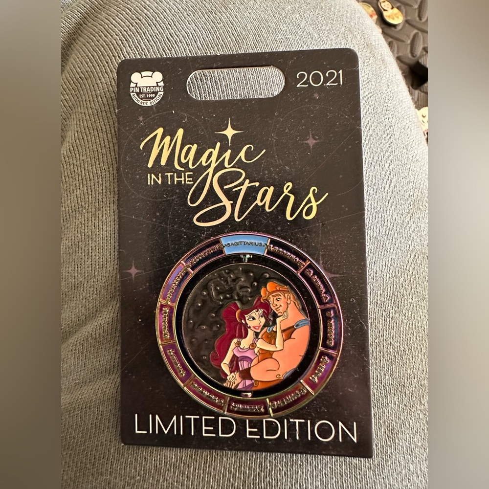 Hercules and Meg Magic in the Stars Set LE Pin